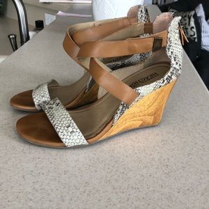 Kenneth Cole Snakeskin Wedges